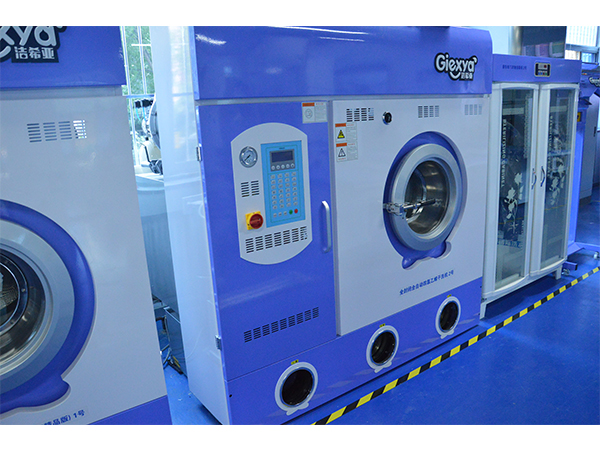 干洗行业应结合国情洗涤设备应该接地气