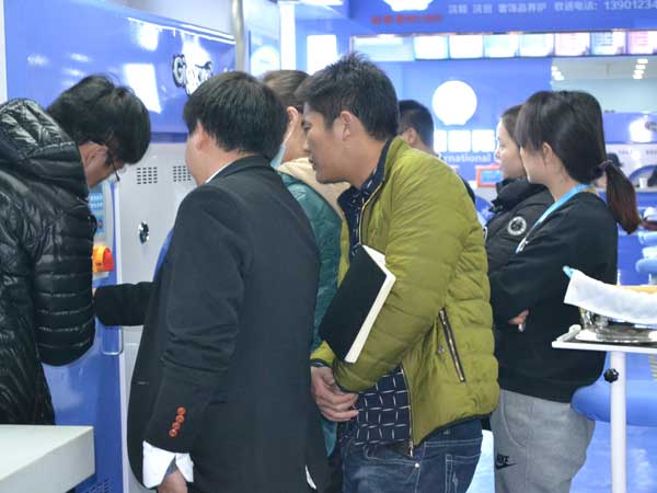 在青岛开个干洗店赚钱吗,在青岛开一个洁希亚干洗店怎么样 在青岛开个干洗店赚钱吗,在青岛开一个洁希亚干洗店怎么样