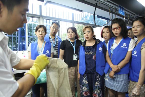 干洗品牌连锁店加盟的生意好做吗