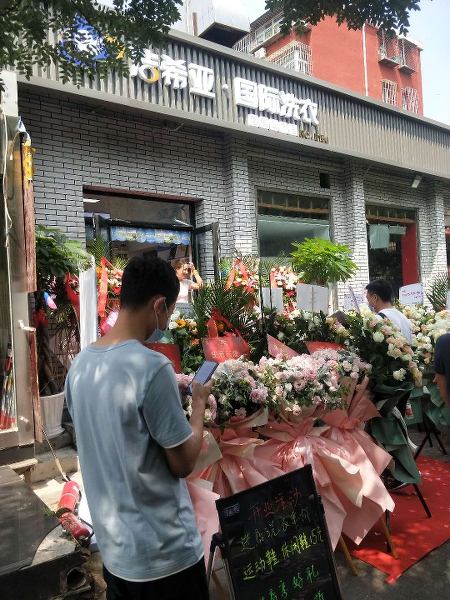 开干洗店加盟哪个品牌比较好 投资这个品牌很合适